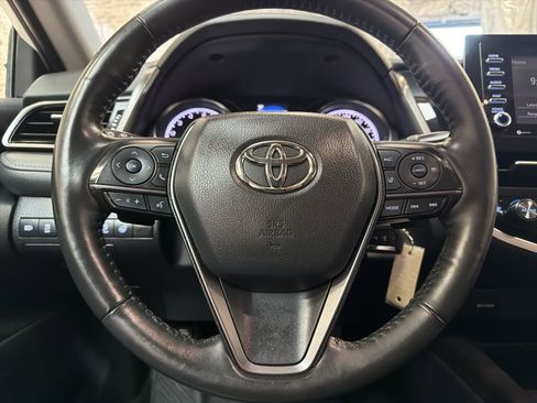 Used 2023 Toyota Camry SE w/ Cold Weather Package image 15