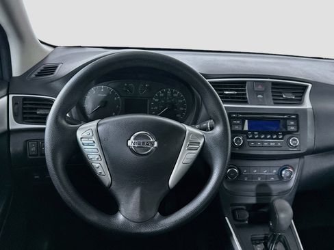 Used 2016 Nissan Sentra S FWD image 17