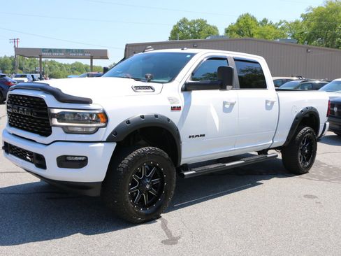 Used 2022 RAM 2500 Big Horn w/ Level C Equiment Group AWD/4WD image 1