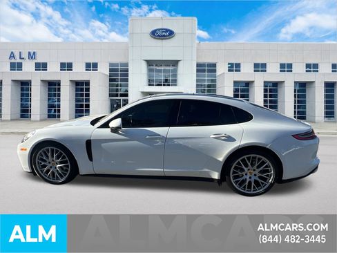 Used 2020 Porsche Panamera 4 w/ Premium Package Plus image 10