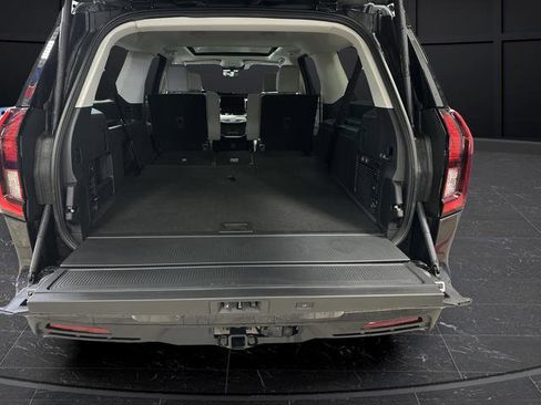 New 2025 Ford Expedition Max Active image 18