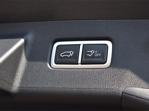 New 2025 Kia Sorento SX Prestige w/ Olive Brown Leather Package image 21