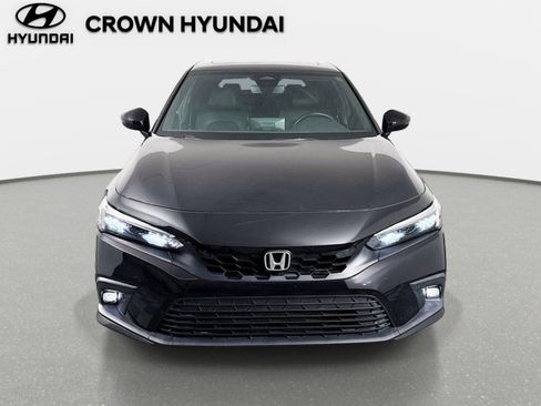 Used 2022 Honda Civic Sport Touring image 2