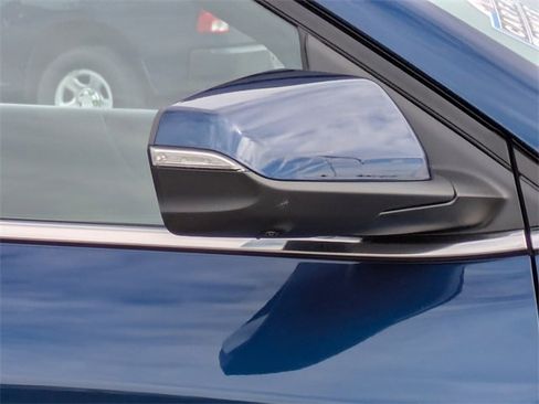 Used 2022 Chevrolet Equinox LT image 12