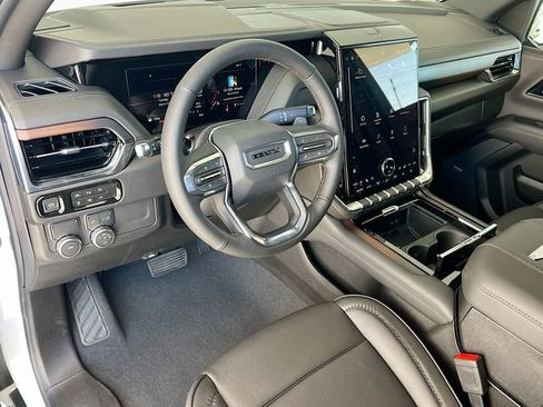 New 2026 GMC Yukon Denali image 6