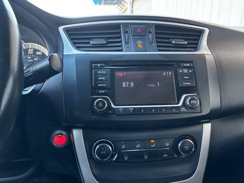 Used 2015 Nissan Sentra SR FWD image 23