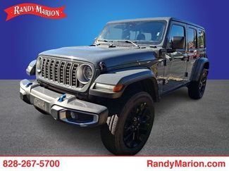 Used 2024 Jeep Wrangler Unlimited Sahara AWD/4WD video 1
