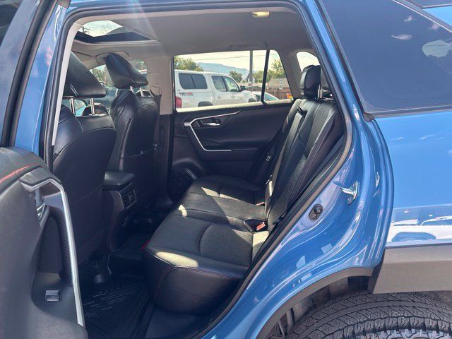 Used 2022 Toyota RAV4 TRD Off-Road w/ TRD Off-Road Weather Package AWD/4WD image 31