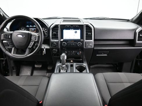 Used 2016 Ford F150 XLT image 17