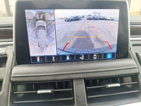 Used 2021 Chevrolet Suburban Z71 w/ Z71 Signature Package image 20