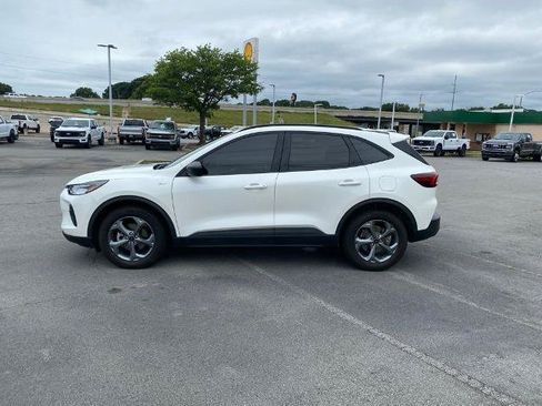 Certified 2025 Ford Escape ST-Line w/ Equipment Group 301A FWD image 4
