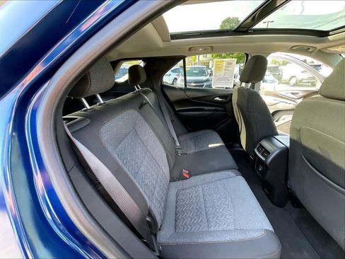 Used 2022 Chevrolet Equinox LT AWD/4WD image 15
