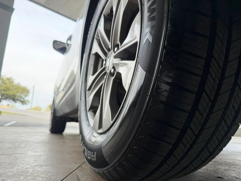 Used 2015 Hyundai Santa Fe Sport w/ Option Group 02 image 26