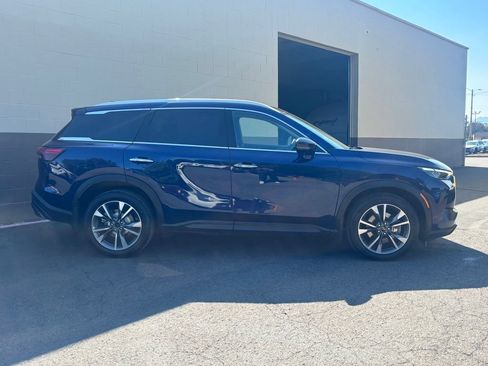 Used 2025 INFINITI QX60 Luxe AWD/4WD image 3