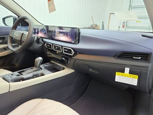 New 2026 Nissan Sentra SL w/ Floor Mat Package FWD image 43