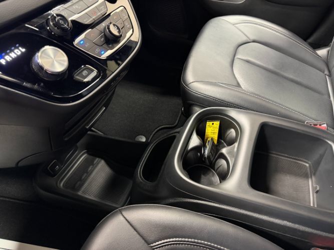 Used 2025 Chrysler Pacifica Select FWD image 22