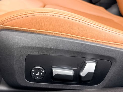 Used 2023 BMW 430i Convertible w/ Premium Package RWD image 27