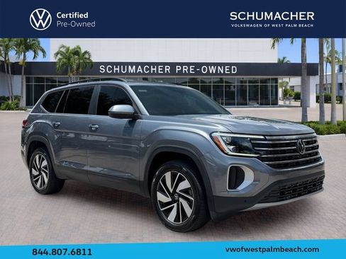 Used 2024 Volkswagen Atlas SE FWD image 1