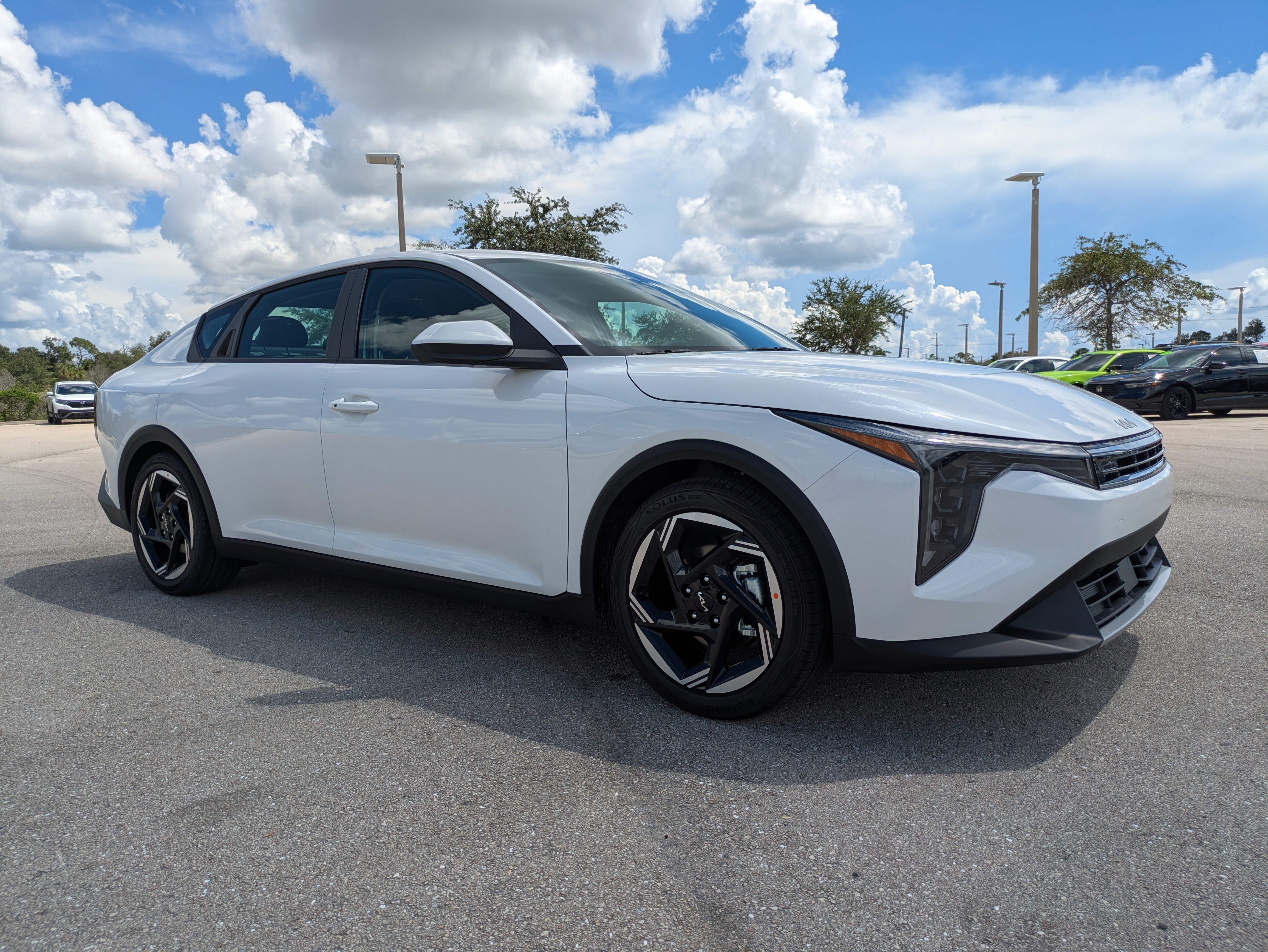 New 2026 Kia K4 EX FWD image 2