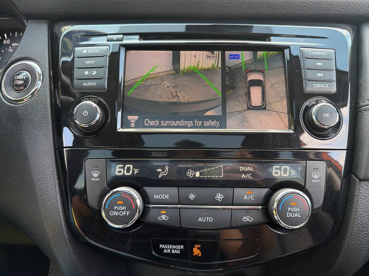 Used 2020 Nissan Rogue SL w/ Premium Package AWD/4WD image 10