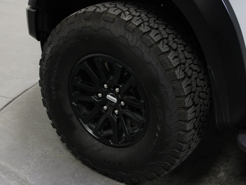 Used 2025 Ford F150 Raptor AWD/4WD image 10