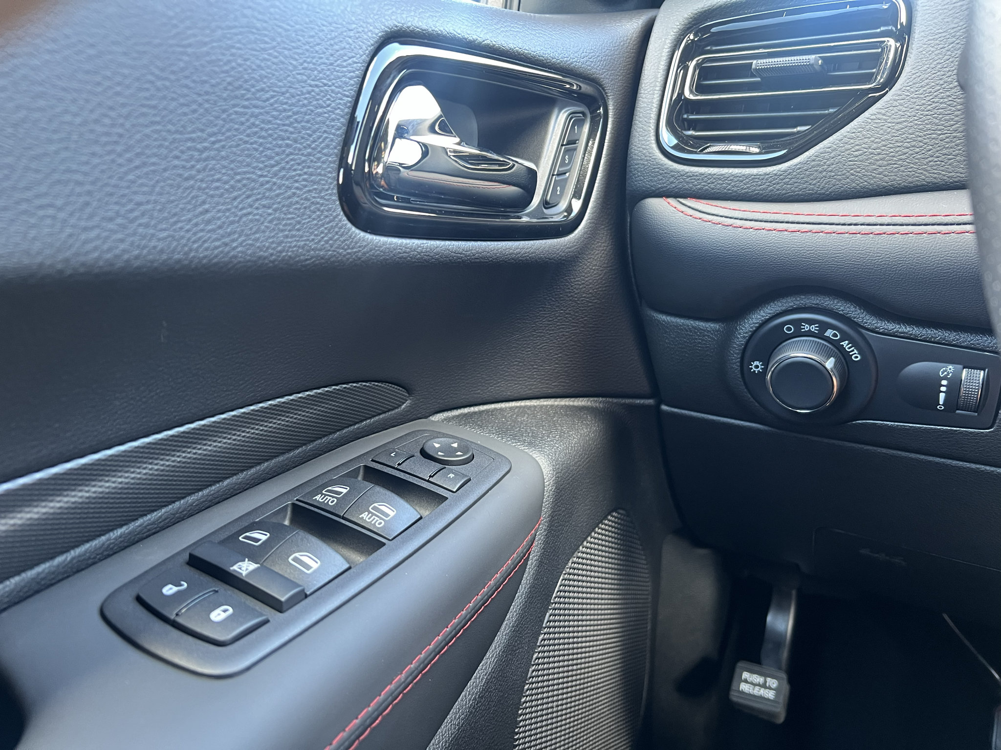 New 2027 Dodge Durango R/T w/ Blacktop Package AWD/4WD image 21