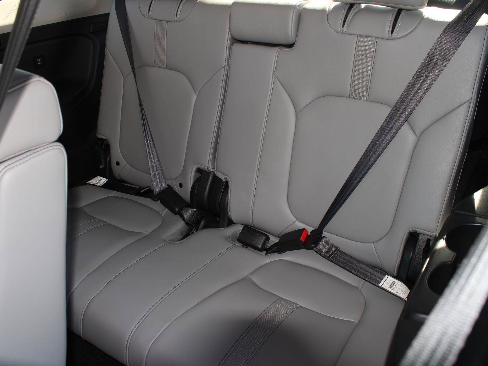 Certified 2024 Honda Pilot Touring image 19