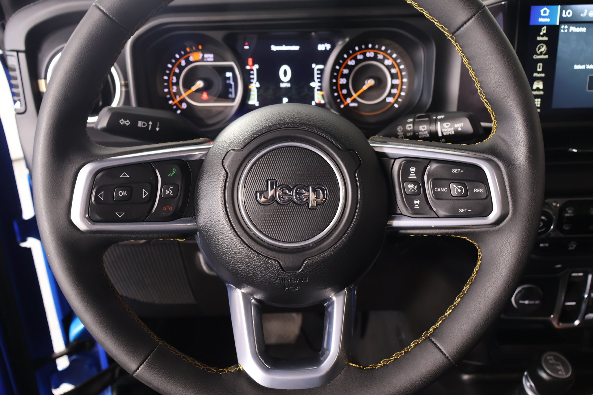 Used 2024 Jeep Wrangler Unlimited Sahara AWD/4WD image 3
