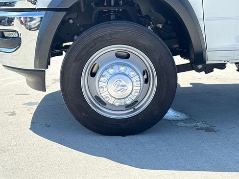Used 2025 RAM 5500 Tradesman AWD/4WD image 32