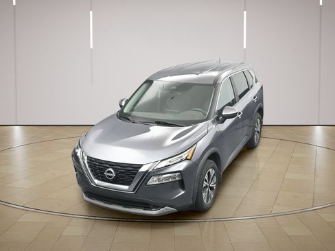 Certified 2023 Nissan Rogue SV FWD image 29