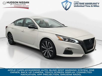 Used 2022 Nissan Altima 2.5 SR