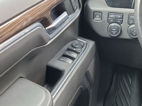 Used 2022 Chevrolet Silverado 1500 RST image 21