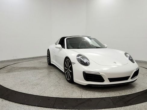 Used 2017 Porsche 911 Targa 4S AWD/4WD image 12
