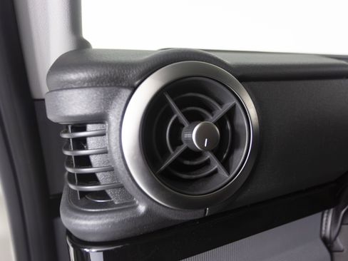 New 2025 INEOS Grenadier Fieldmaster Edition image 23