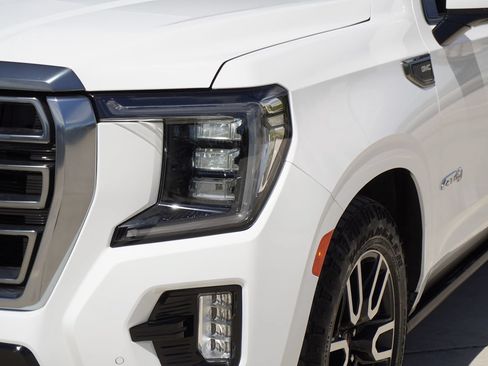 Used 2021 GMC Yukon XL AT4 w/ AT4 Premium Plus Package AWD/4WD image 2