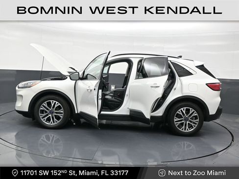 Used 2021 Ford Escape SEL w/ Technology Package image 30