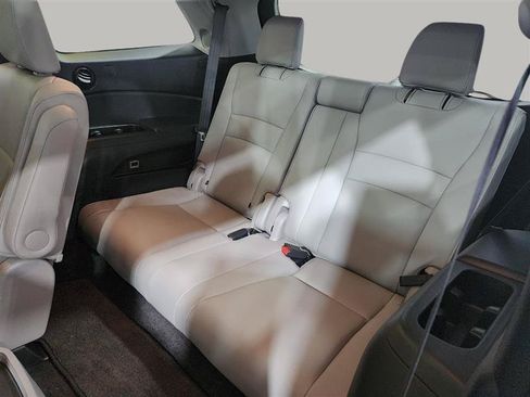 Used 2016 Honda Pilot Elite image 25