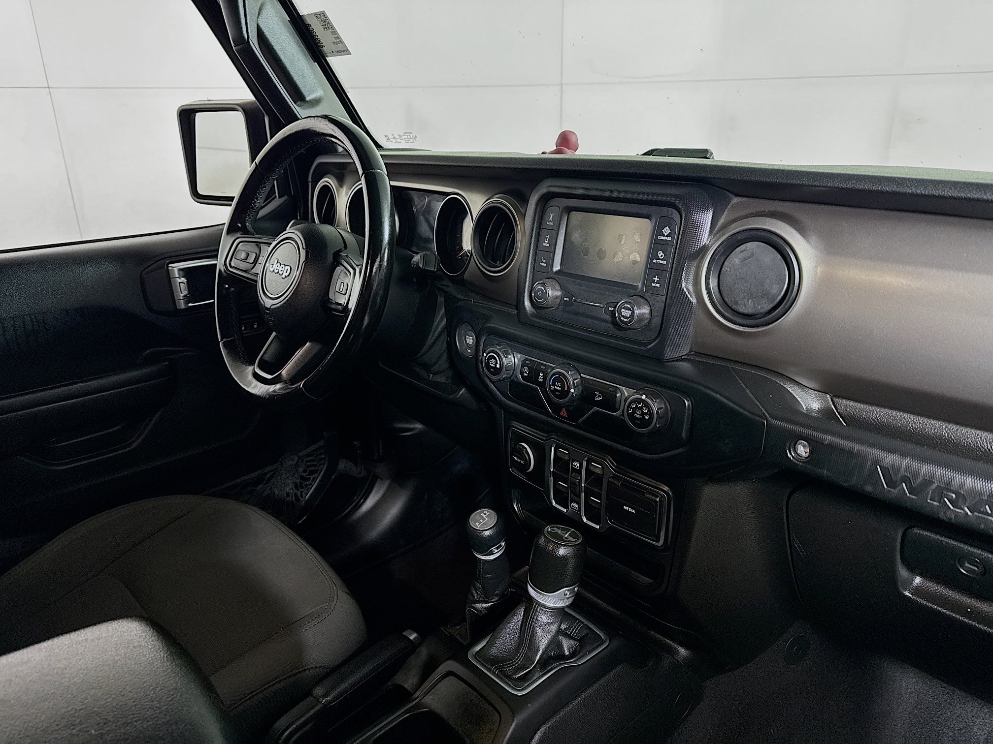Used 2020 Jeep Wrangler Unlimited Sport S AWD/4WD image 25