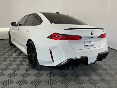 Used 2026 BMW M5 w/ Carbon Package AWD/4WD image 7