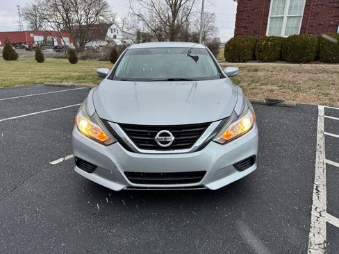 Used 2018 Nissan Altima 2.5 S w/ S Convenience Package image 13
