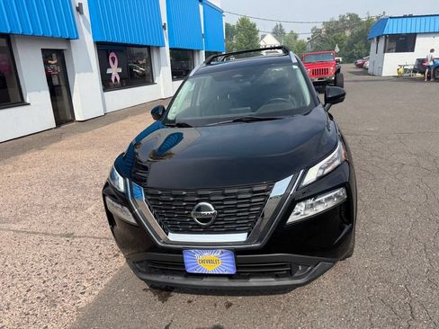 Used 2021 Nissan Rogue SV AWD/4WD image 3