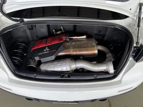 Used 2014 Mitsubishi Lancer Evolution GSR image 9