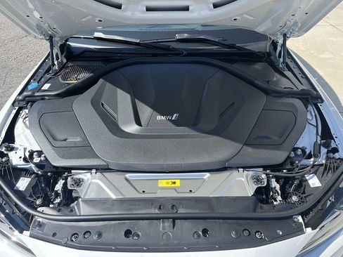 Used 2025 BMW i4 eDrive40 w/ Premium Package image 39