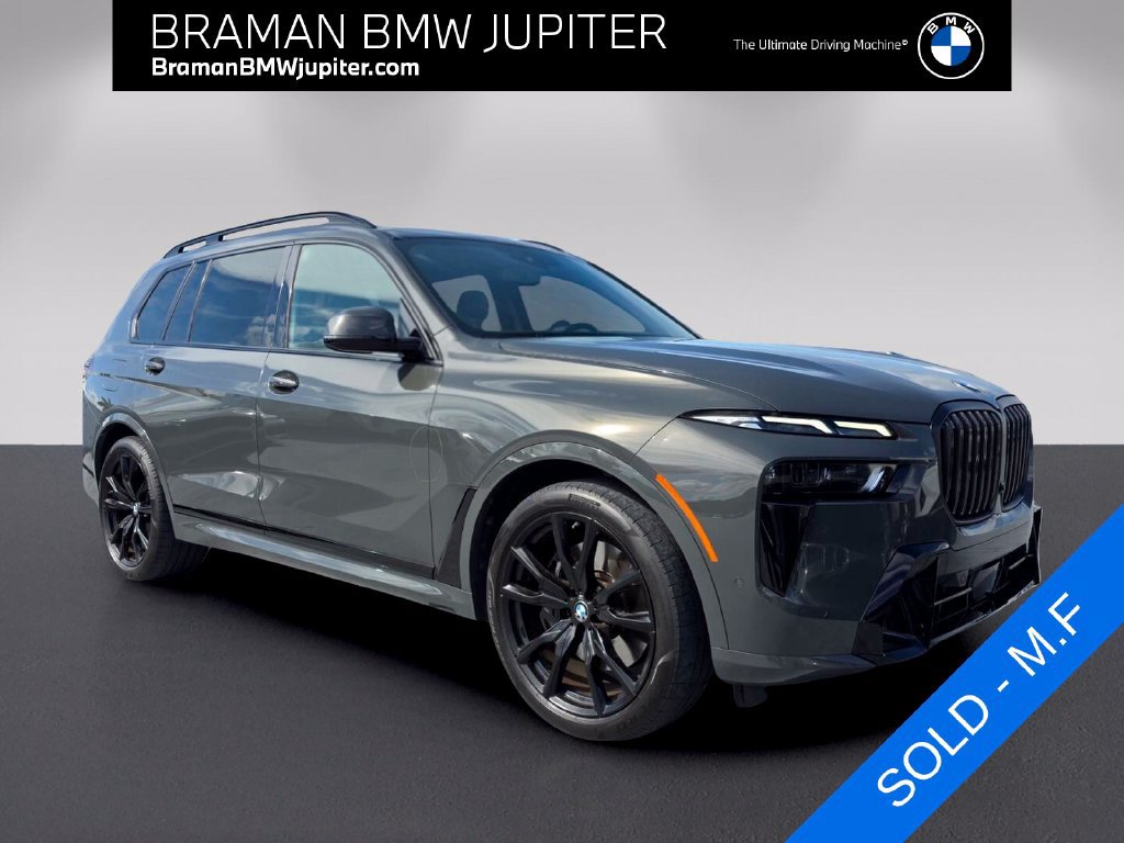 Used 2025 BMW X7 xDrive40i w/ M Sport Package AWD/4WD image 1