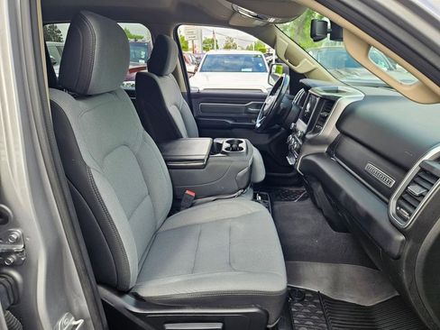 Certified 2019 RAM 1500 Big Horn AWD/4WD image 16