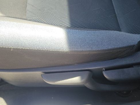 Used 2023 Nissan Versa SV FWD image 20