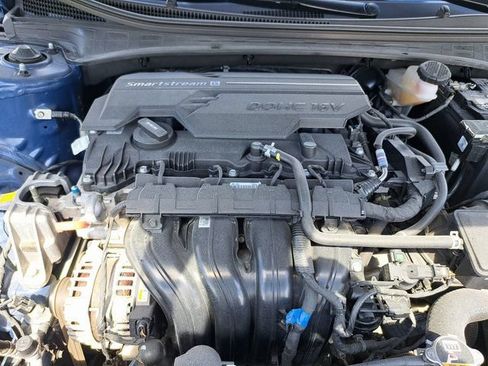Used 2023 Hyundai Elantra SEL FWD image 32