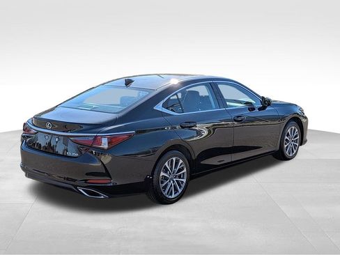 Used 2023 Lexus ES 350 FWD image 3