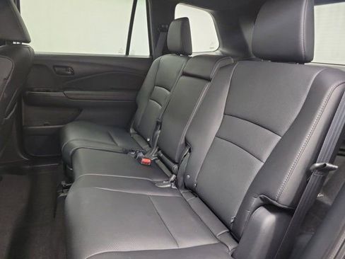 Certified 2023 Honda Passport EX-L image 11