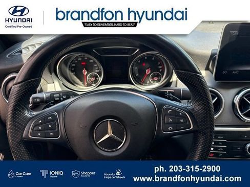 Used 2019 Mercedes-Benz GLA 250 4MATIC image 16